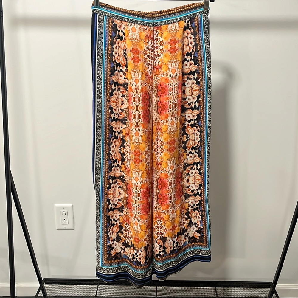 RANNA GILL by Anthopollogie, palazzo pants, floral motif, size 6, like new.